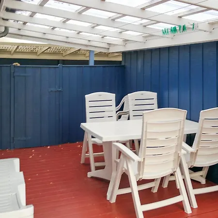 Three-bedroom Holiday In Hals