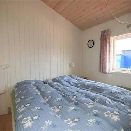 Three-bedroom Holiday In Hébergement de vacances
