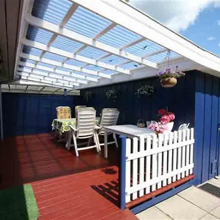Three-bedroom Holiday In
