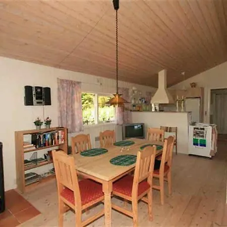 Hébergement de vacances Three-bedroom Holiday In